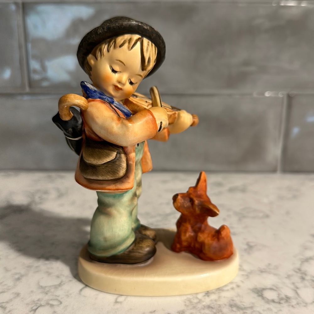 🎉HP🎉Vintage Goebel Hummel- “Puppy Love”